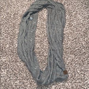 [C.C.] NWOT Gray Infinity Scarf